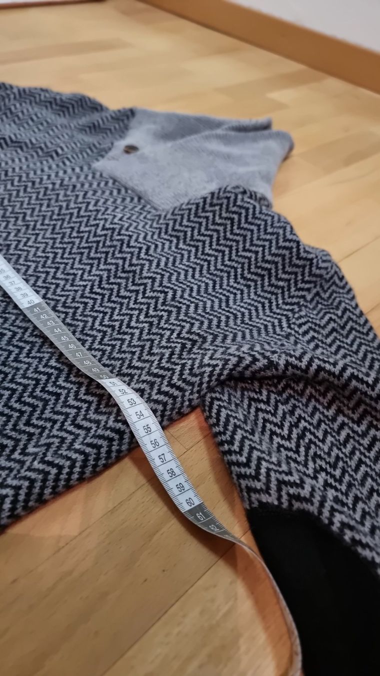 Maglioni & Felpe: Schicker Vintage Style Rollkragenpullover Gr. 40 – Usato da Wald ZH venduto da CapLux 9
