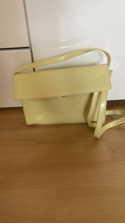 Handtasche Saccobono gelb Lederoptik gebraucht Zustand