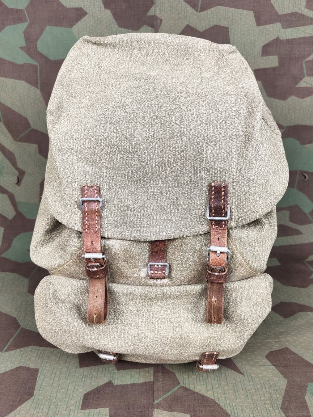Schweizer Armee Uniformi: Rucksack Ord. 1958, Variante 1 – Usato da Bauma venduto da SwissMilitaria 4