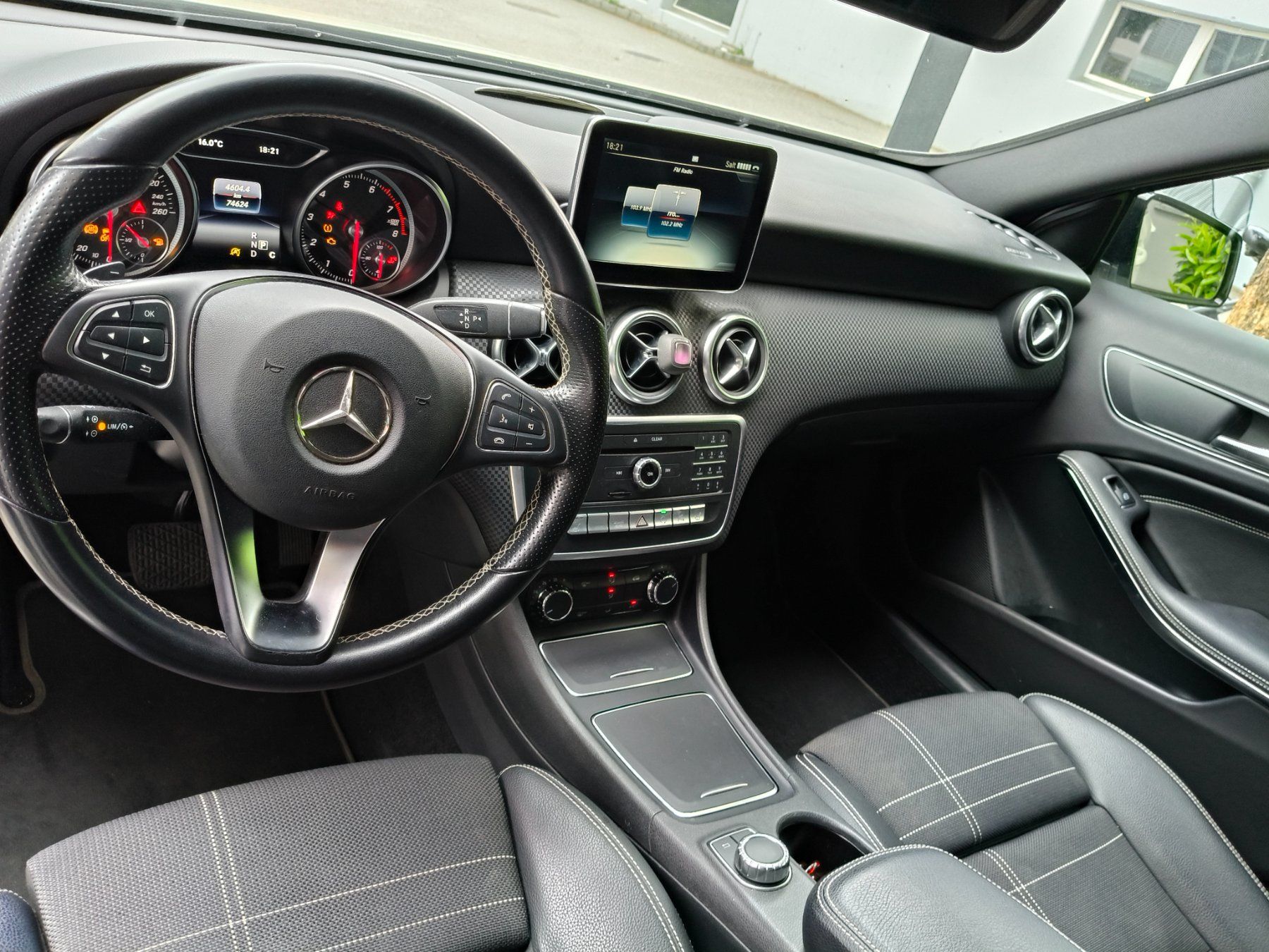 Mercedes-Benz Automobili: Mercedes-Benz A200 – Usato da Glis venduto da Hanna1234 3