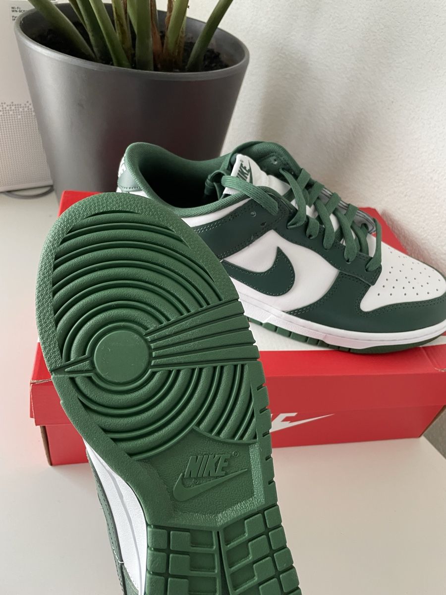 Nike Scarpe da uomo: Nike Dunk Low Michigan State Gr. 43 – Nuovo e nell'imballaggio originale da Freidorf TG venduto da kickznlacez 2