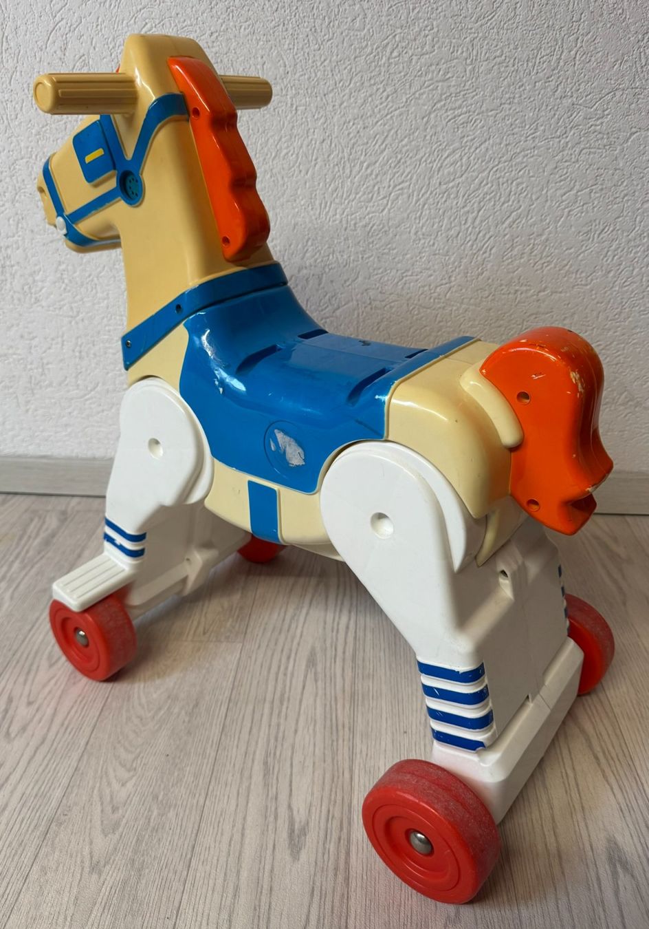 Chicco Giocattoli: Cheval à roulettes / Trotteur Chicco vintage – Usato da Tramelan venduto da lolopat 3