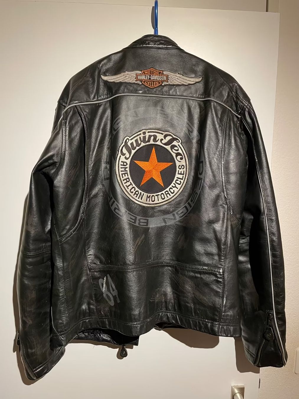 Giacche: Motorradjacke Echtleder Berik Design Harley-Davidson Gr. 52 – Usato da Niederhasli venduto da MT660 1