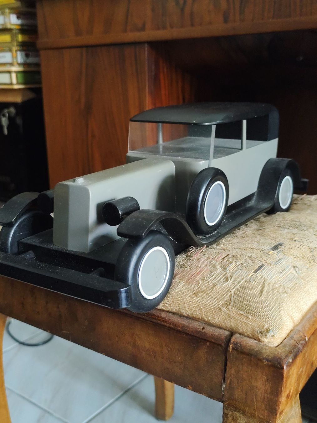 Modellini d'auto: modell Oldtimer aus Holz (Vilac) – Usato da minusio venduto da bierbrauer 2