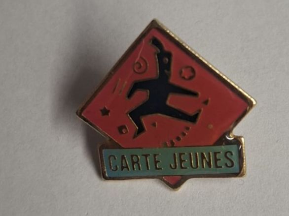 Placchette & Badge: Pin Carte Jeunes - Box 52 – Usato da Köniz venduto da Pinscollect