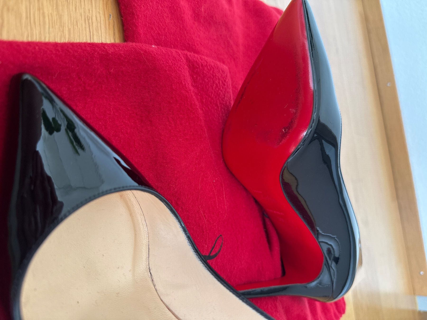 Christian Louboutin Scarpe da donna: Louboutin Pumps 39 – Usato da Wollerau venduto da Vinagoni 2