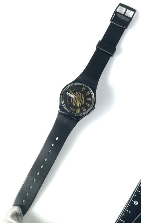Schwarze Swatch Uhr, Swiss, Vintage, Unisex 2