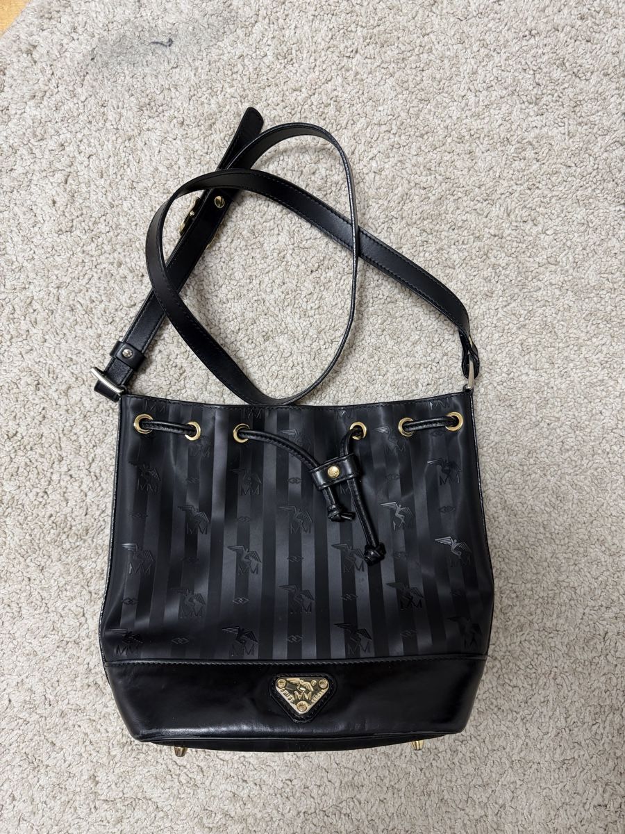 Maison Mollerus Sacs femmes: Beuteltasche Maison Mollerus – D'occasion à Oberwil-Lieli par Arixx