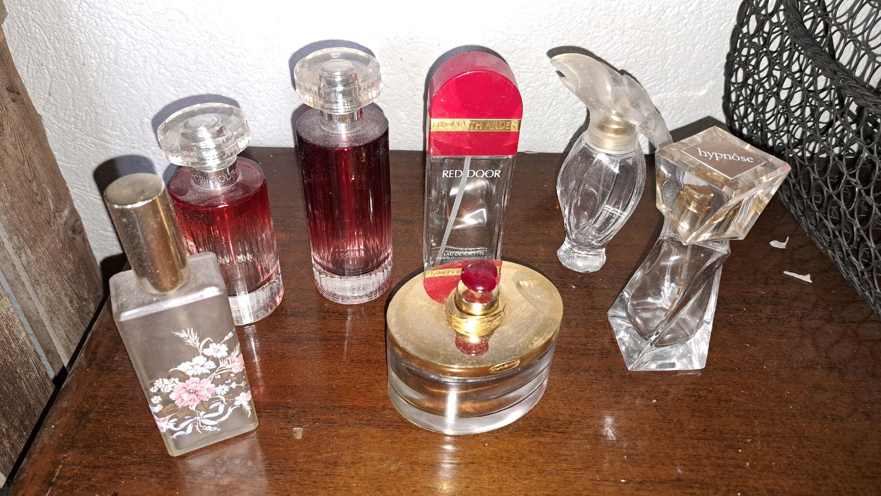 Flaconi: Parfüm  Flacons Sammlung, leer – Usato da Kölliken venduto da Upcycling-by-Mc-TAM