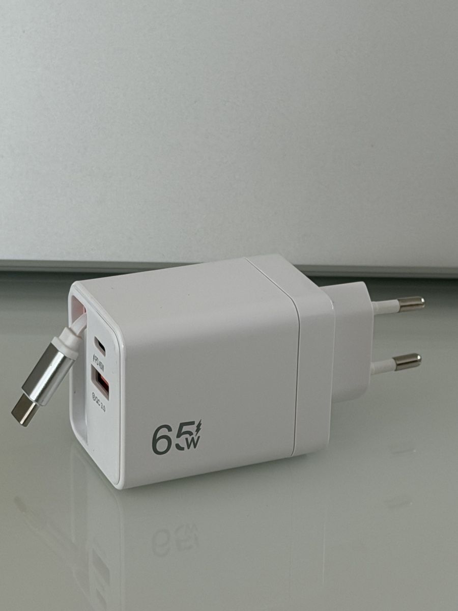Unità & Adattatore: Multiport USB-C / USB- A Ladegerät 65W weiss – Nuovo e nell'imballaggio originale da Wohlen AG venduto da tiperio 2