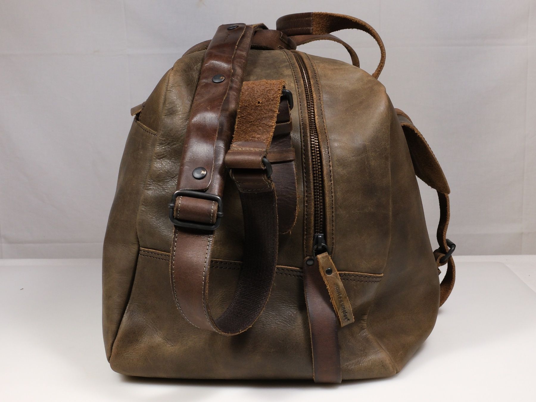Aunts & Uncles Borse: AUNTS & UNCLES Reisetasche / Weekender, Leder mit Patina – Usato da Lobsigen venduto da Markus_Haenggi_Bern 3