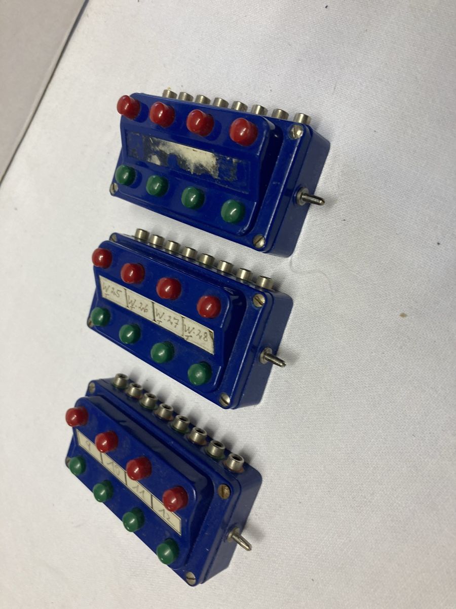 Märklin Modellini di ferrovie: Schaltpult Märklin – Usato da Port venduto da Ipuel