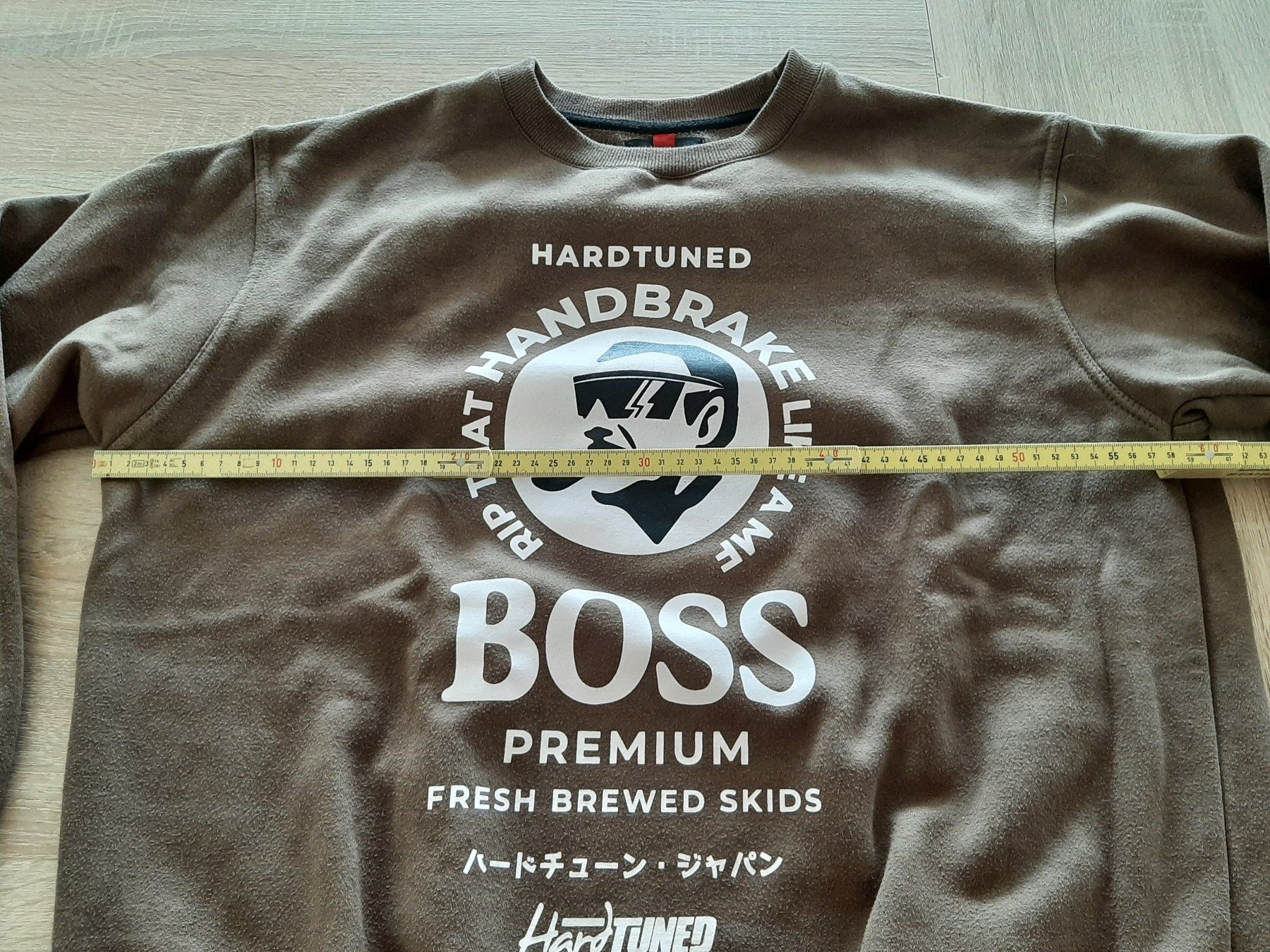Pulls & Sweat-shirts: HardTuned Pullover braun mit Motiv Gr. L – D'occasion à Menziken par Rien1 2