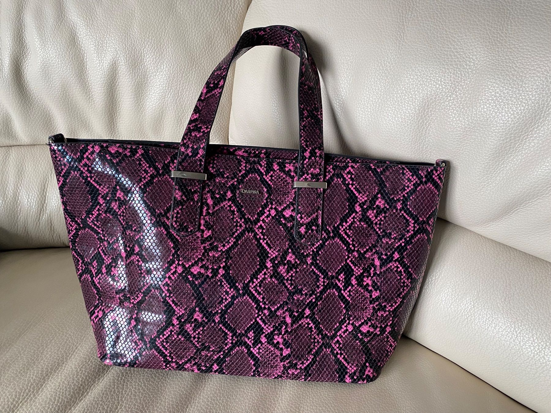 Borse da donna: CARPISA Cindy Tote Bag Pythonoptik – Usato da Besazio venduto da BagCycle