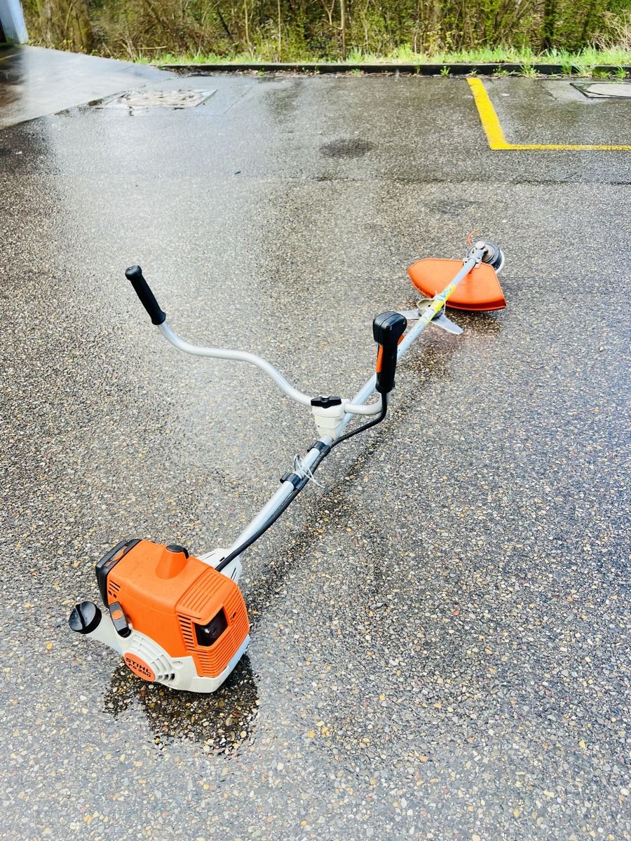 Stihl Tutti gli attrezzi: Rasentrimmer Stihl FS 250 – Usato da Urdorf venduto da Faz_19 3
