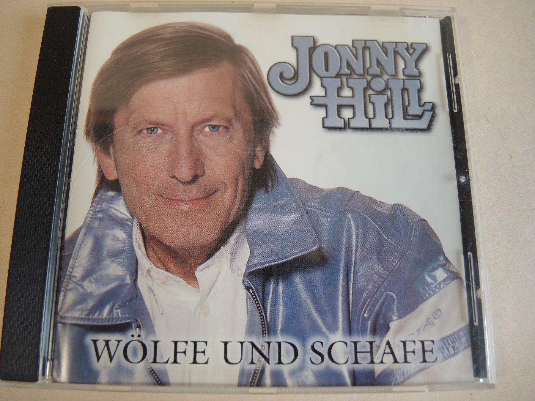 CD: Jonny Hill - Wölfe und Schafe CD, gebraucht – Usato da Rorschach venduto da maeck8