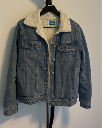 Veste en jean doublée mouton taille L bleue