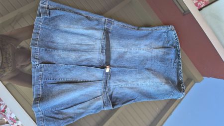 Simpaticissimo abito in jeans