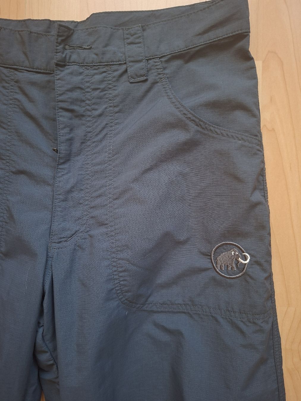 Mammut Pantaloni: 3/4 Mammut Outdoorhose Gr.46 – Usato da Sumiswald venduto da Cicco02 1