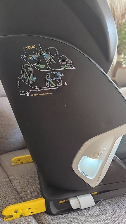 Seggiolini per auto: Maxi-Cosi isofix i-Size – Usato da Münchenstein venduto da mamo900 1