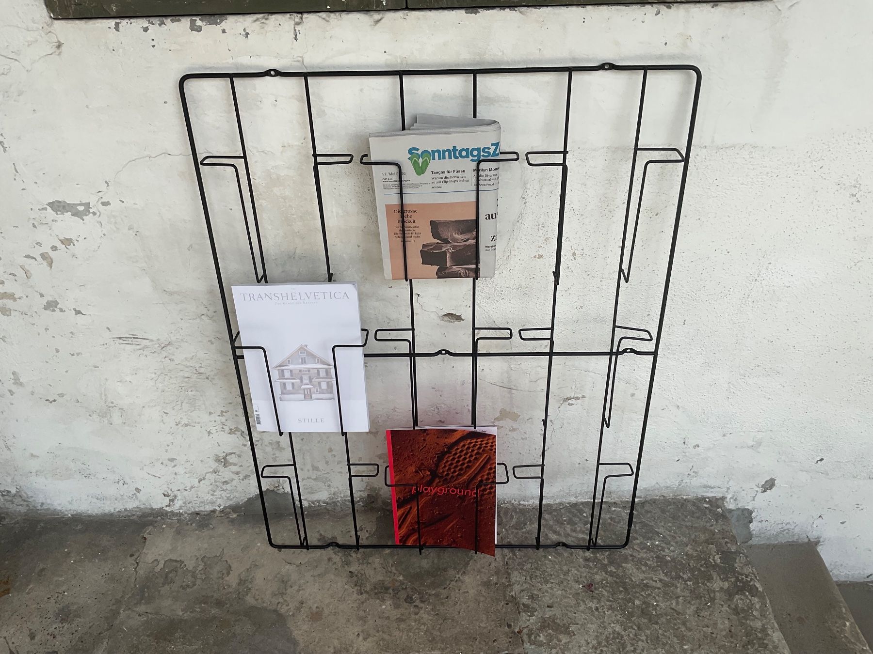 Altro per la casa: Zeitschriftenhalter Zeitungsständer – Usato da Aarau venduto da Schnabeltier01 3