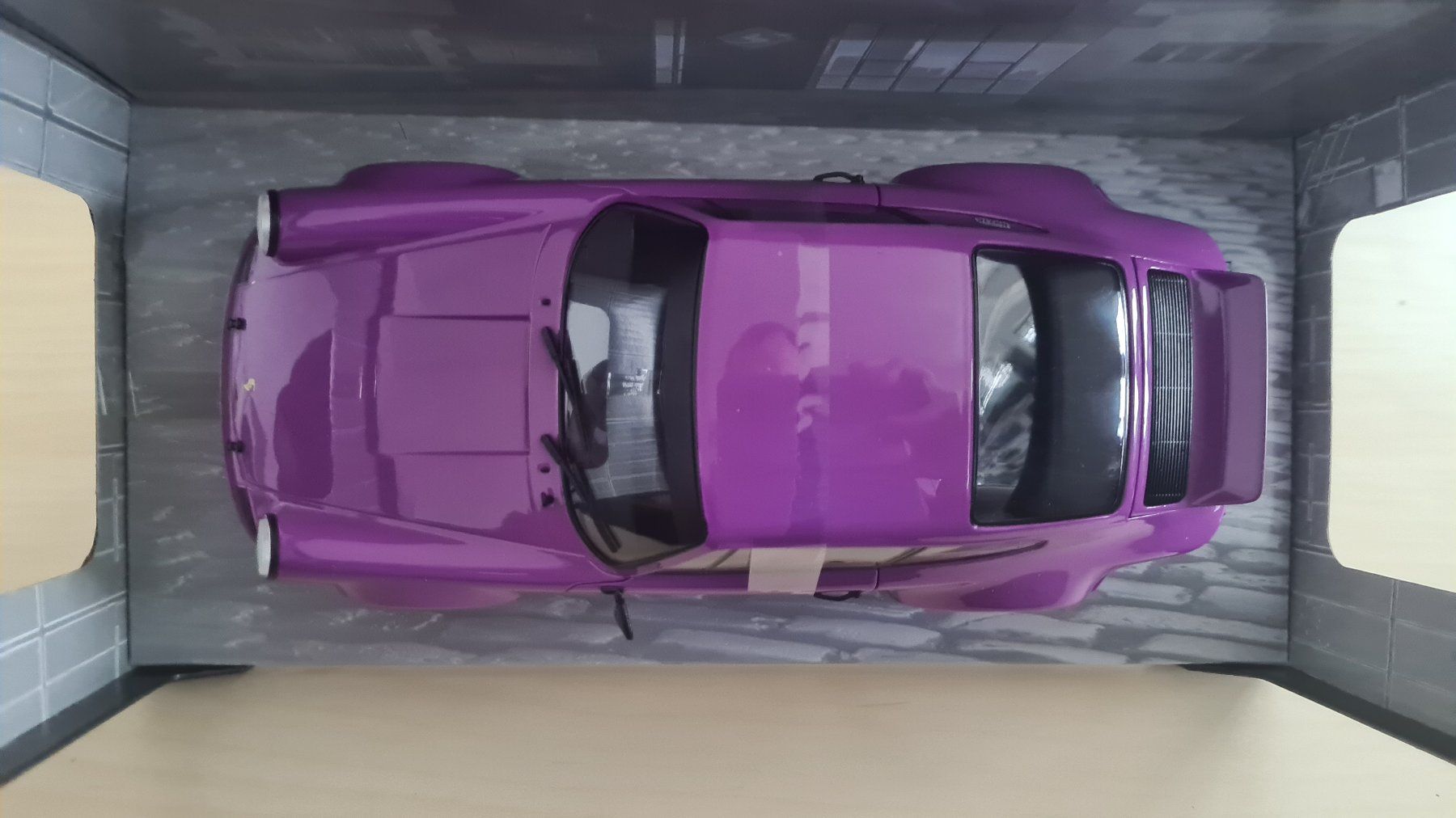 Solido Modellautos: 1:18 Porsche 911 RSR Violet - Solido – Neu (gemäss Beschreibung) aus Bassersdorf von jackbmw 8