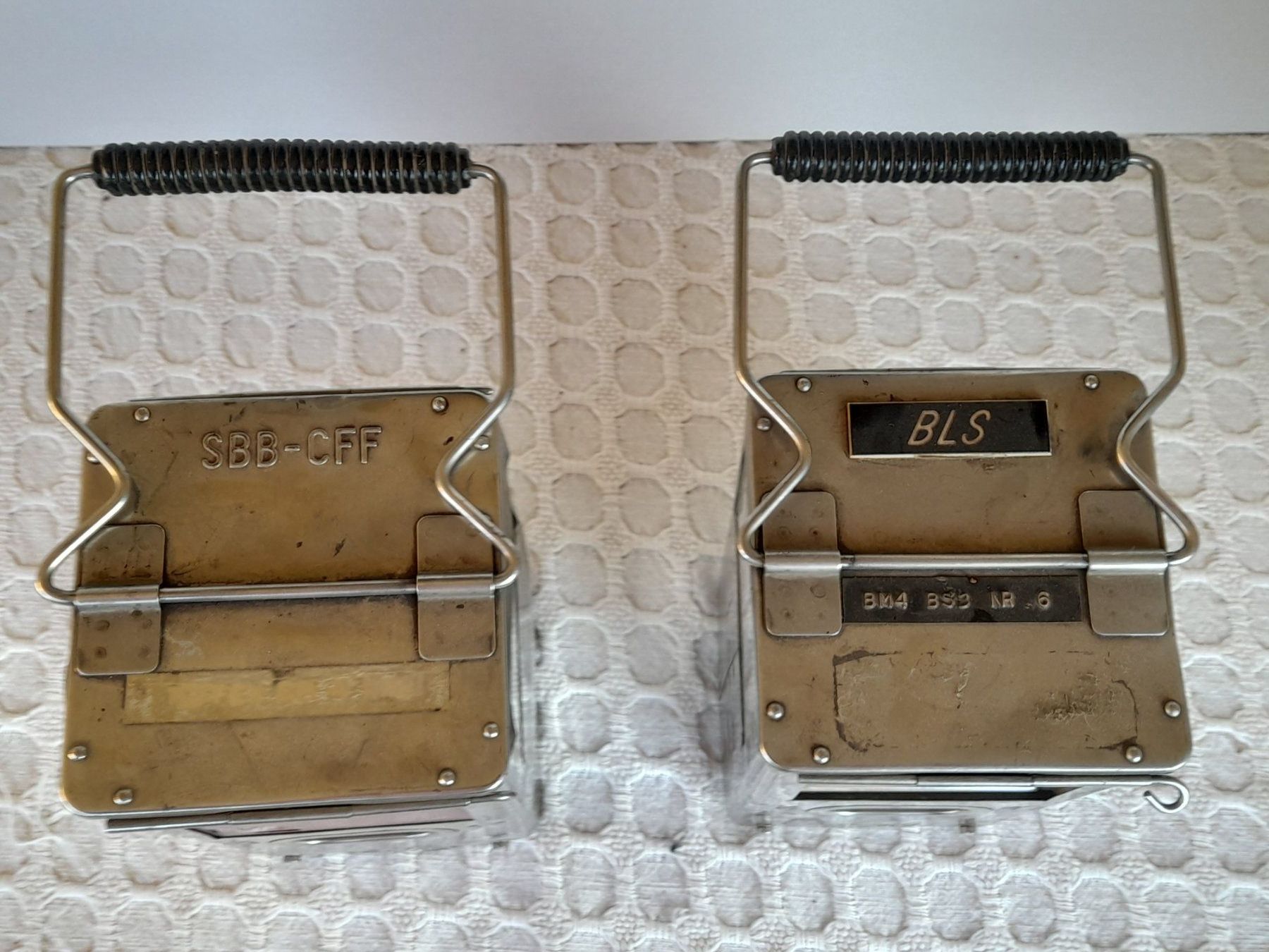 SBB/CFF/FFS Lanterne: SBB und BLS Rangierlaterne BAG Turgi – Difettoso da Thun venduto da Treff.....e 1