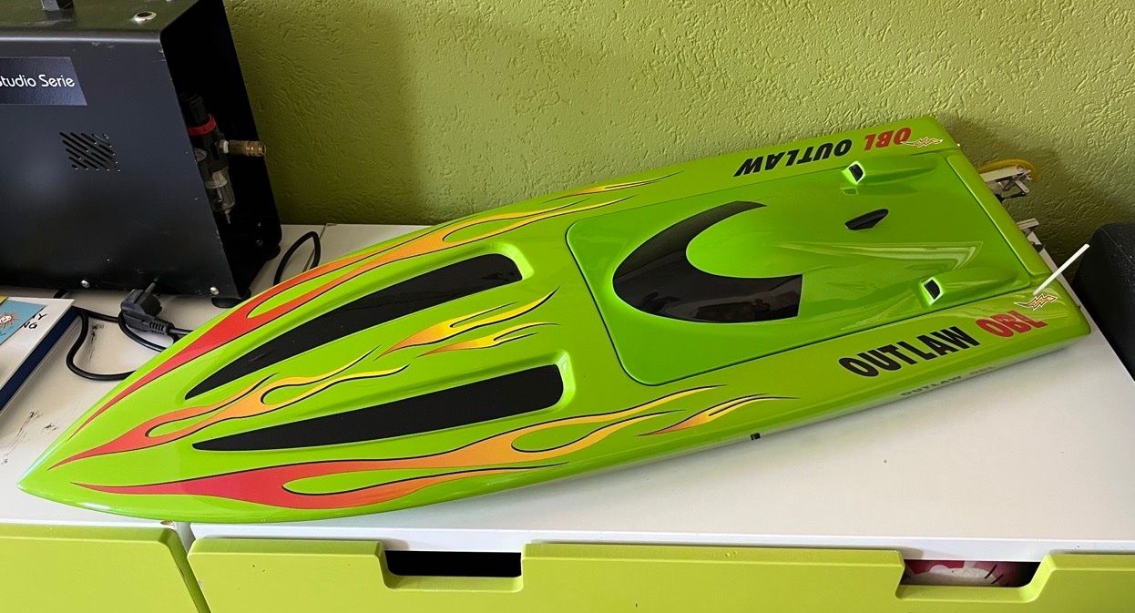Thunder Tiger Modellismo RC: Grosses und schnelles RC-Boot OBL Outlaw – Usato da frick venduto da comi
