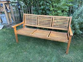 Holzbank
