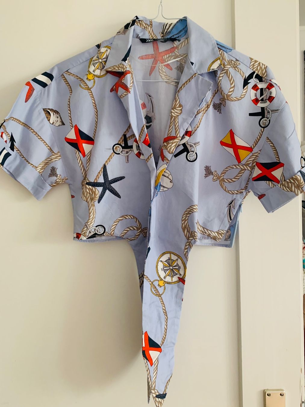 Zara Chemisiers: Zara Crop summer Blouse XS/S – D'occasion à Zürich par Angela_Fashion_Lover 1