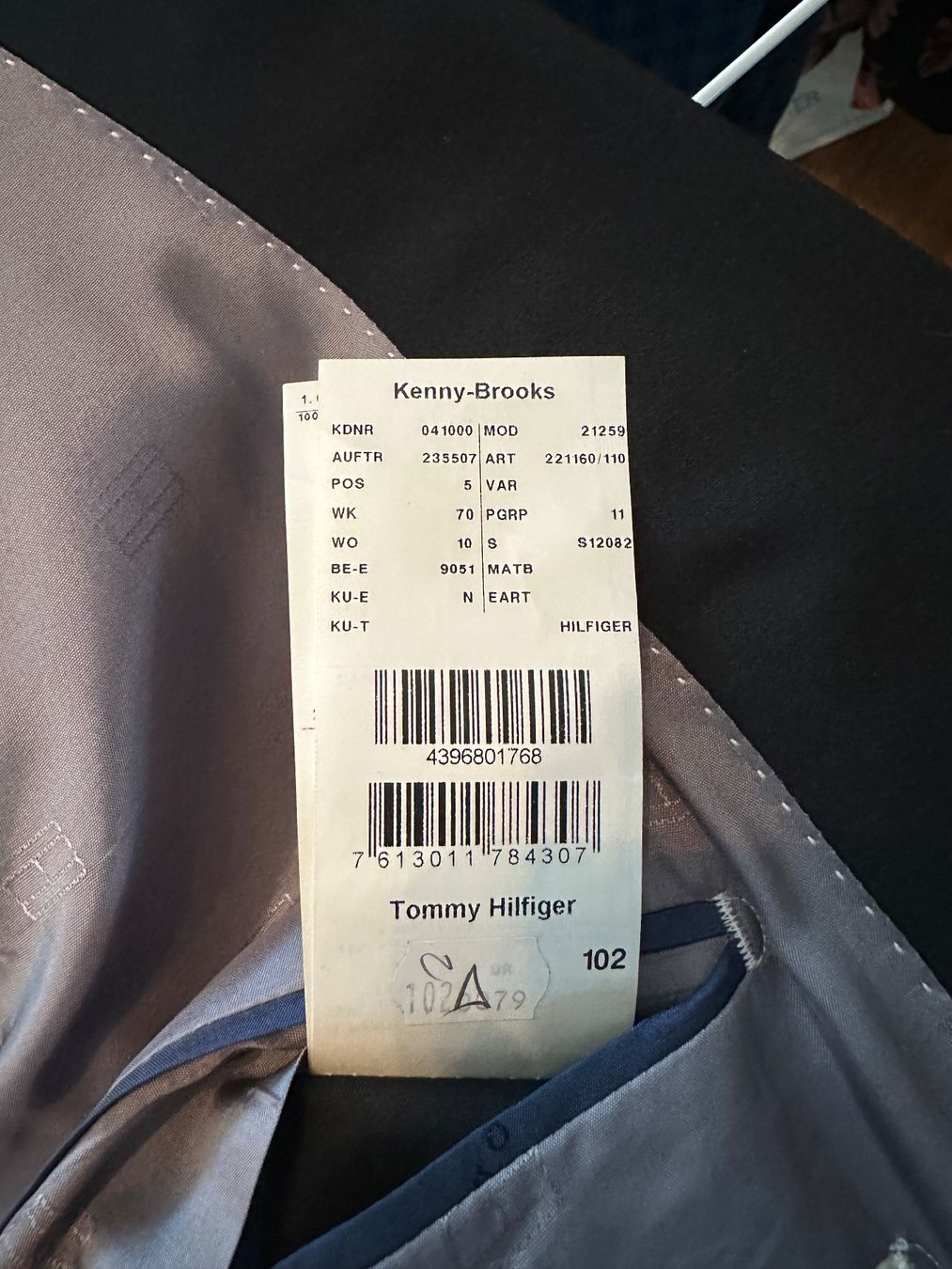 Tommy Hilfiger Completi: TOMMY HILFIGER Anzug – Usato da Zürich venduto da Jony2003 2