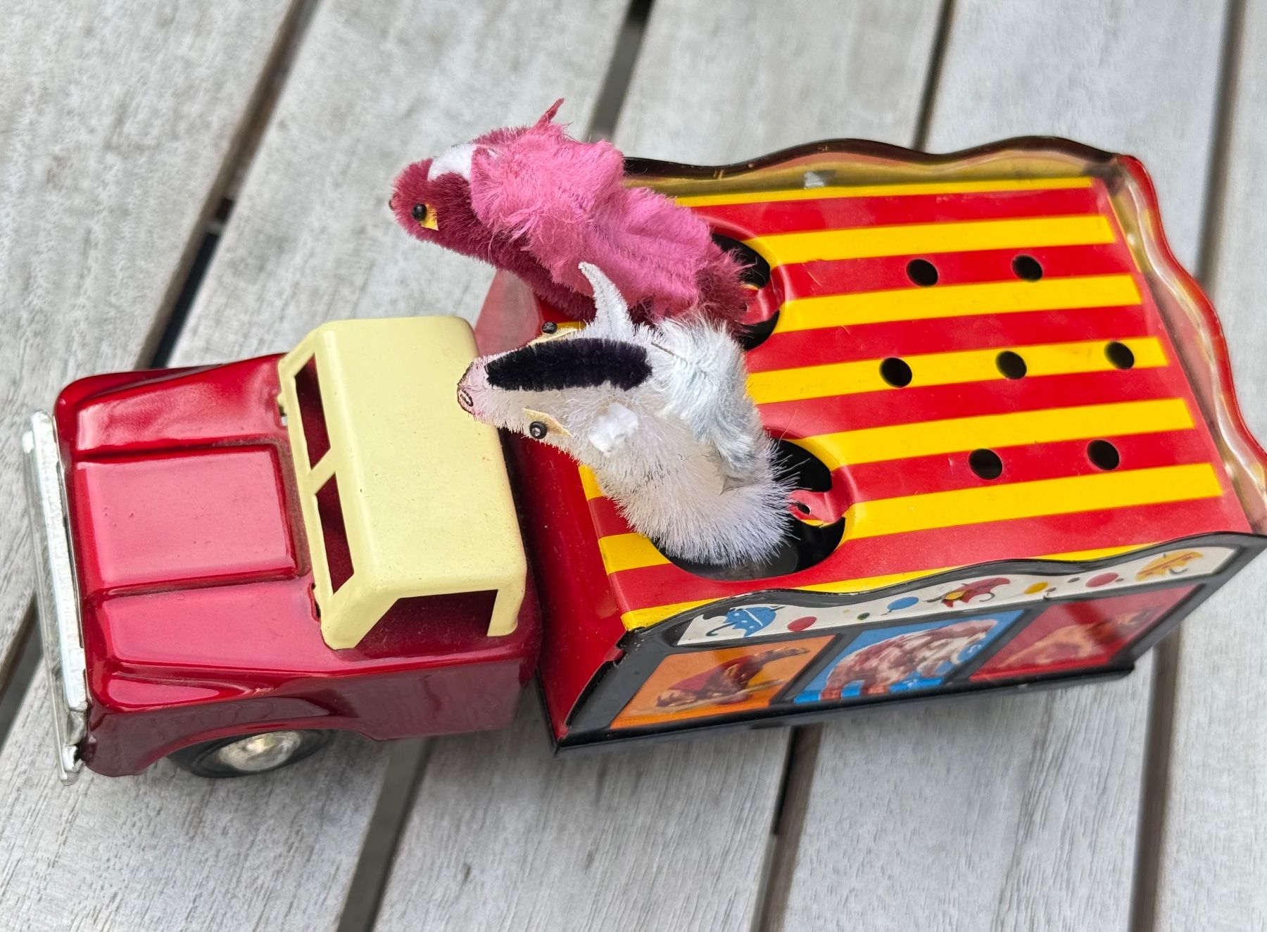 Modellini d'auto: Voiture de cirque - MF 974 – Difettoso da Denges venduto da peumens 5