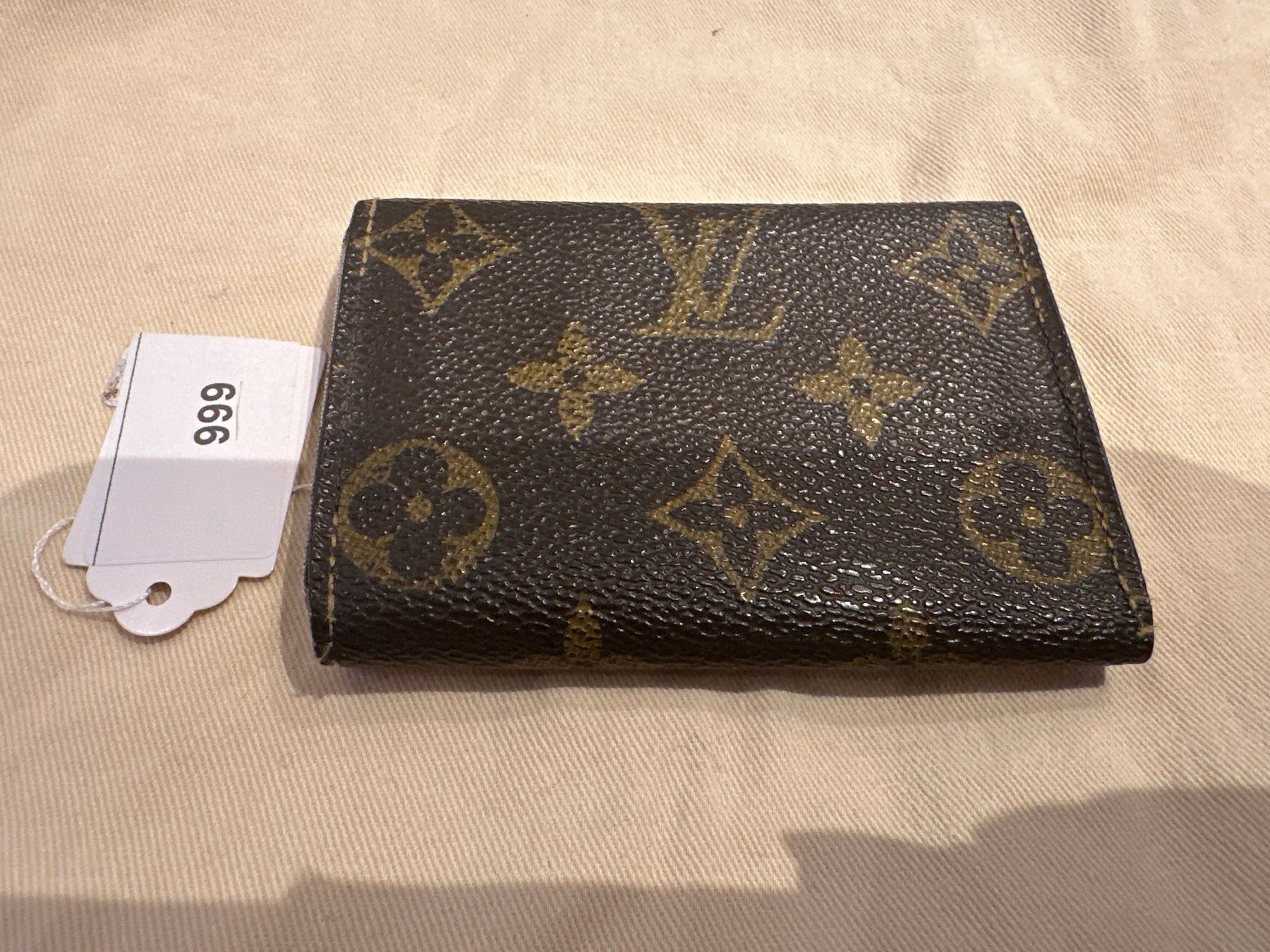 Louis Vuitton Portachiavi: Louis Vuitton Schlüsseletui - Nr. 999 – Usato da Hittnau venduto da LuxAndMore 1