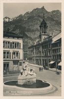 Glarus - Gemeindehausplatz + c1920