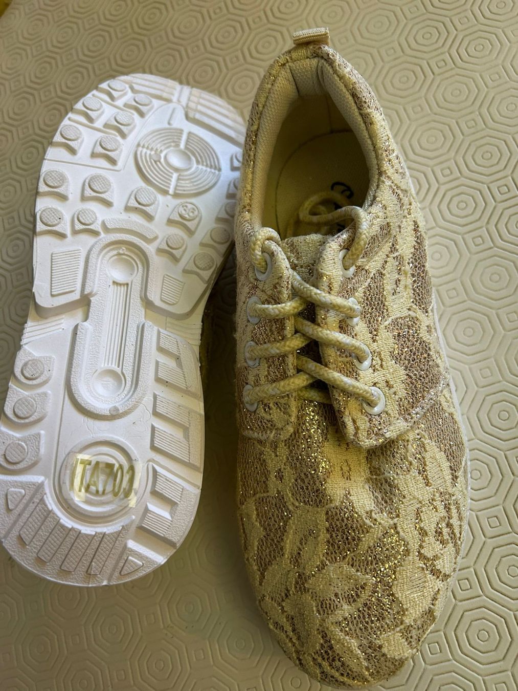 Scarpe da donna: Scarpe in pizzo n.36 Oadi Hong nuove – Nuovo (secondo la descrizione) da Melano venduto da H-Sara 1