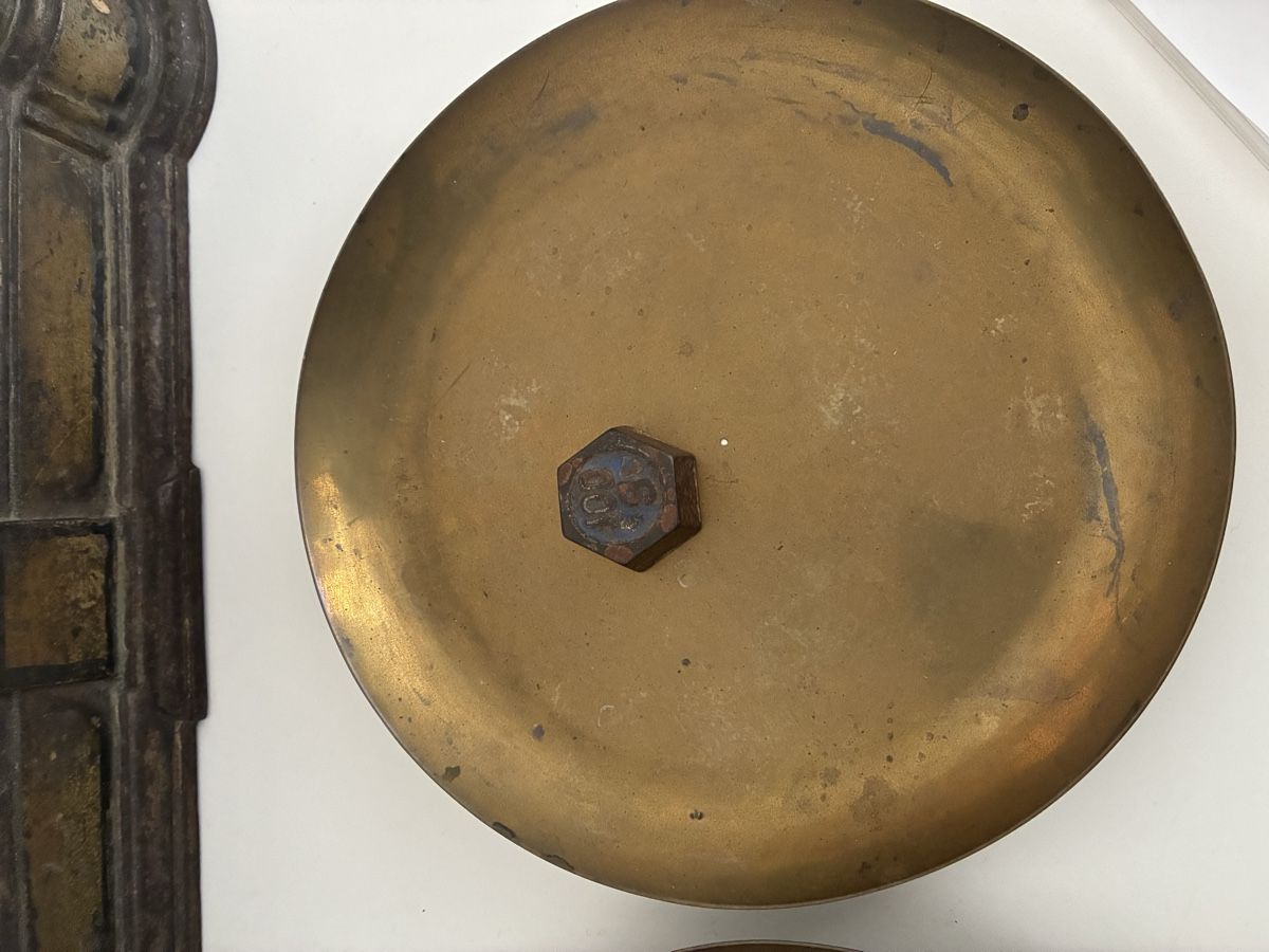 Bilance e pesi: Balance ancienne avec poids – Usato da Corcelles NE venduto da lamu69 4