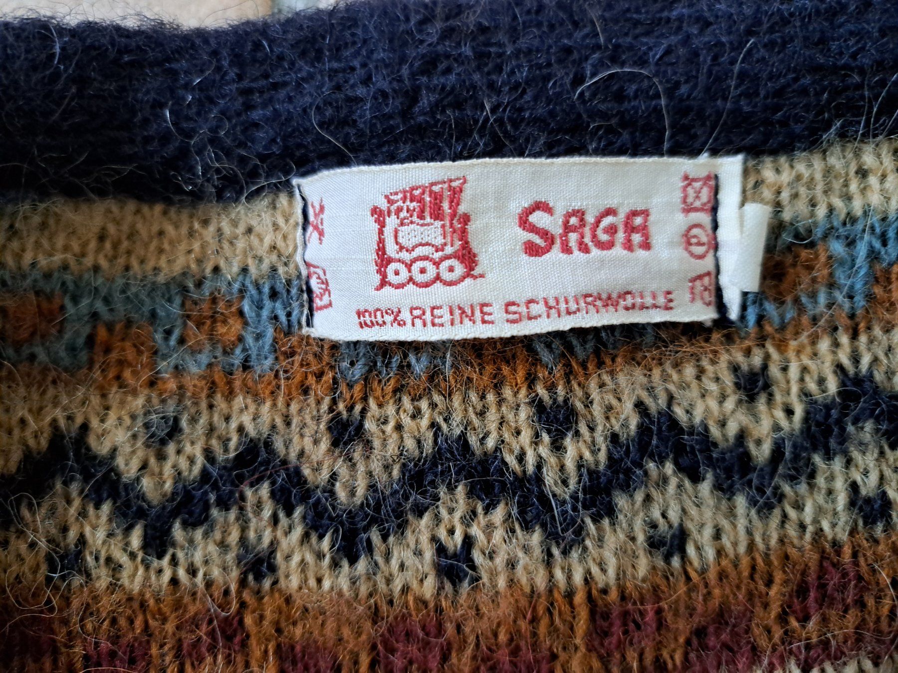 Giacche: Strickjacke der Marke SAGA – Usato da Steinmaur venduto da hischa 3
