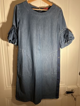 Tolles Hugo Boss Jeanskleid, Gr.S