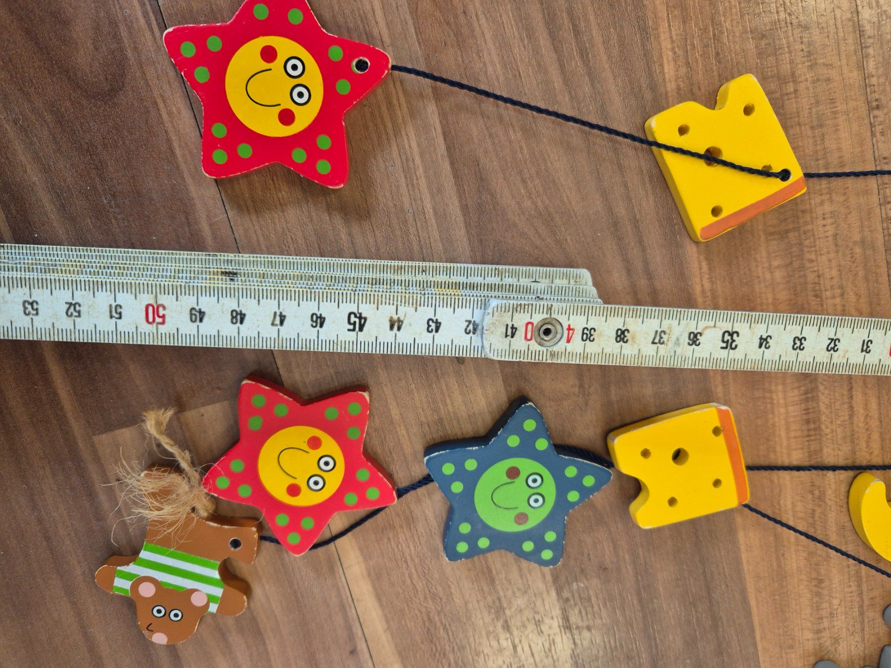 Tutte le decorazioni: 2 Holz Mobile,  Glückskäfer  und  Katze Maus K25 – Usato da Schwarzenburg venduto da Flamingo07 3