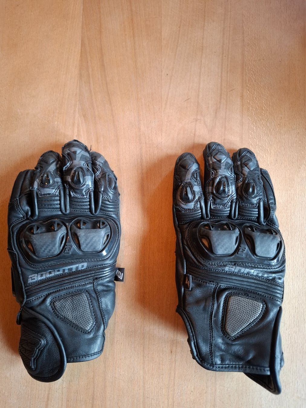 Handschuhe & Handstulpen: Motorradhandschuhe Bogotto Grösse XL – Gebraucht aus Urnäsch von sim_ht8l