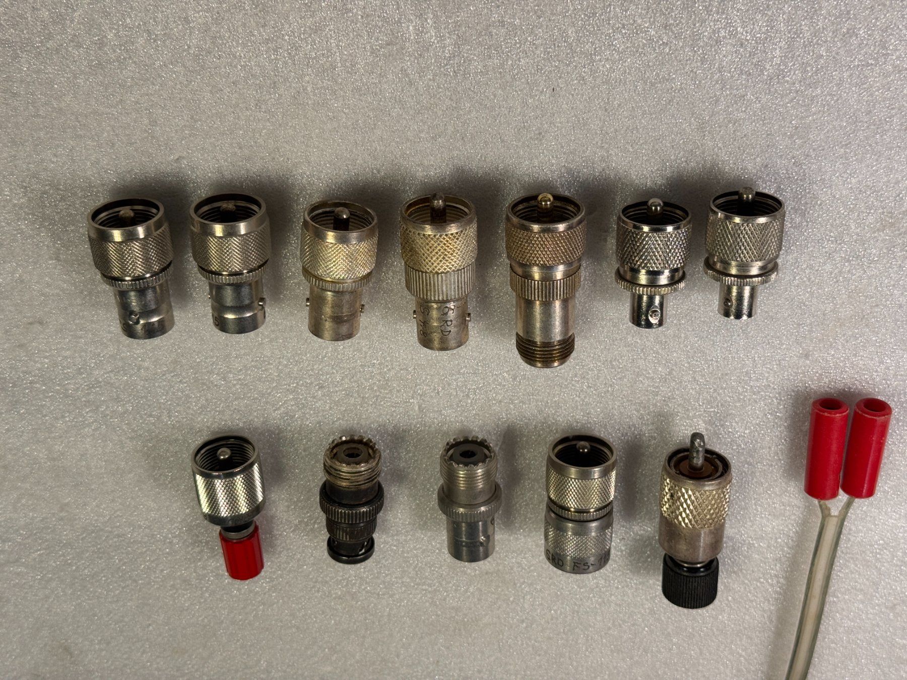 Technique de radiocom: 30 Stück HF Stecker PL 259 – D'occasion à Ins par funkflieger 3