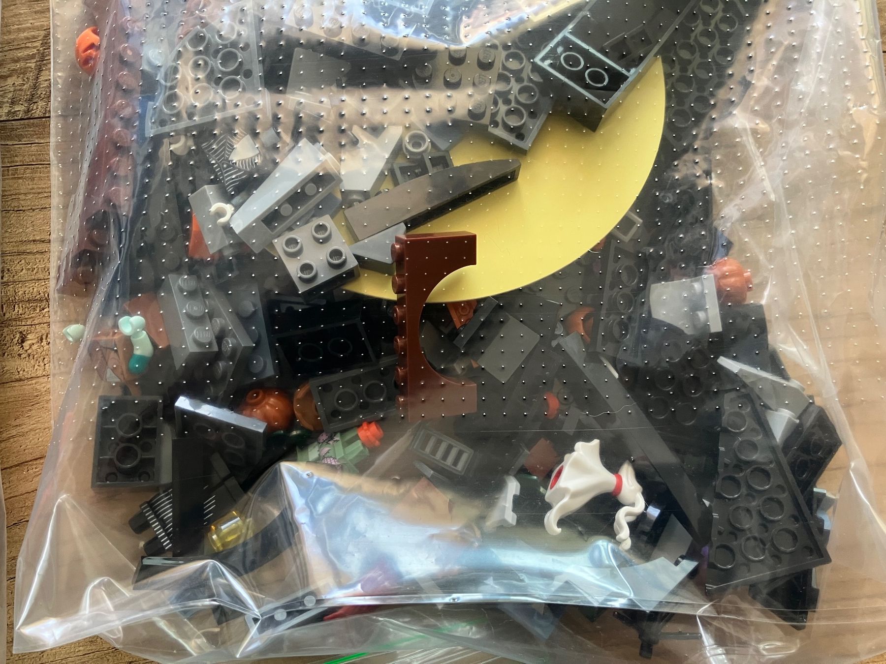 Lego Kit di costruzioni: LEGO 21351 The Nightmare Before Christmas – Usato da Châtel-St-Denis venduto da Lestresorsdugrenier 3