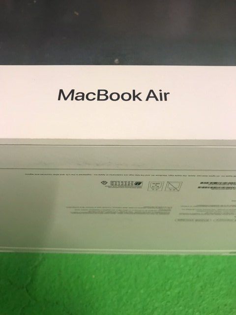 Apple MacBook Air 13 M5 GPU 16 GB RAM 512 GB SSD FABRIKNEU (Neu und ...