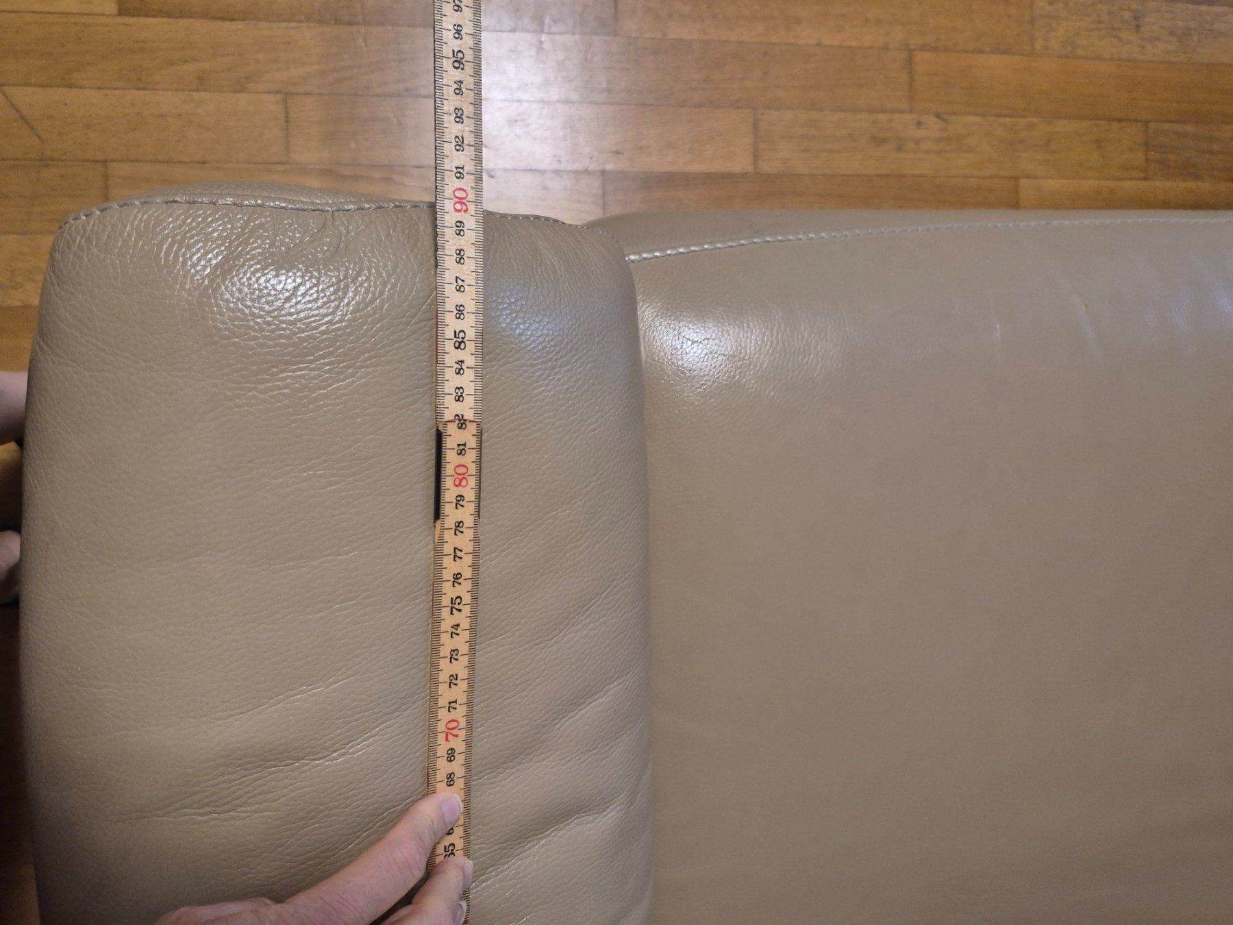 Divani: Ledersofa 2 Plätzer gross – Usato da Zürich venduto da ZH41 4