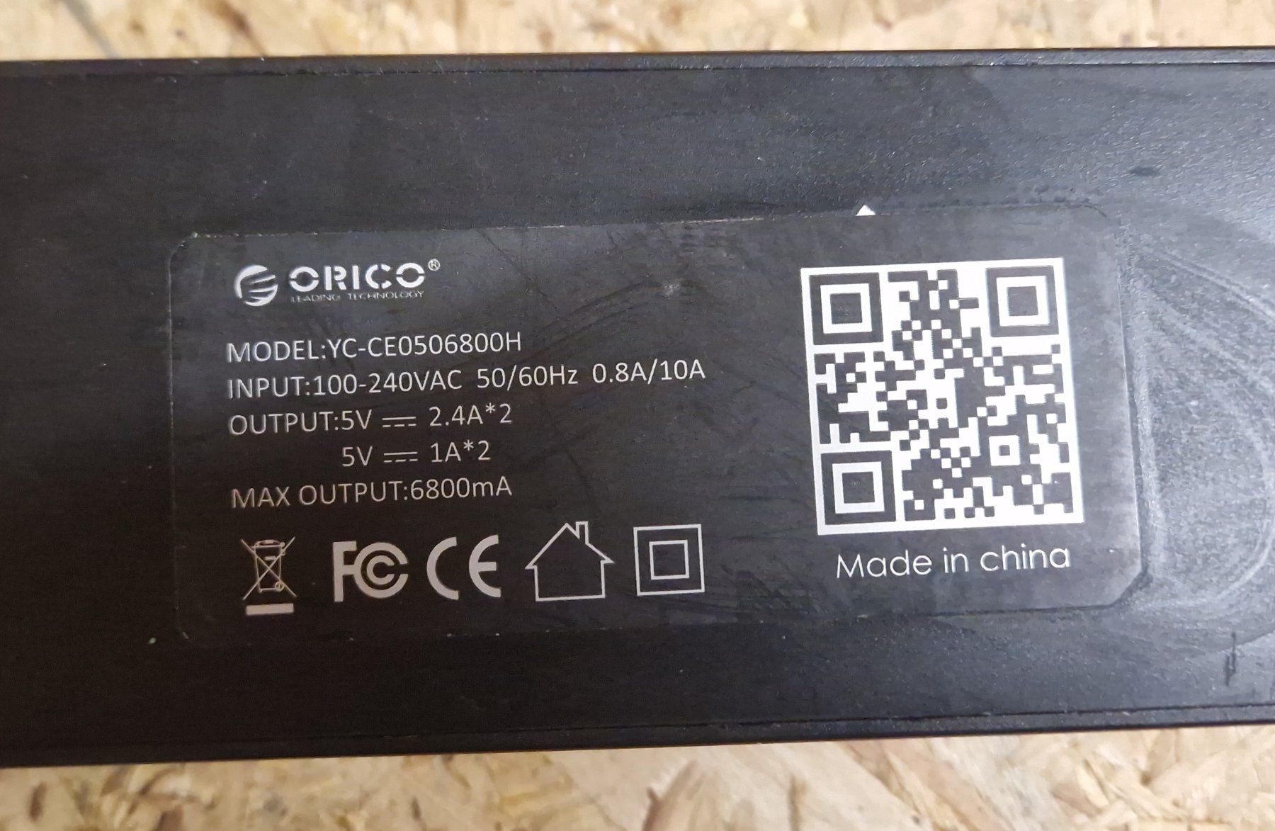 Ladegeräte: ORICO Socketleiste + 4x USB-Ladegerät – Gebraucht aus Winterthur von zserg 1