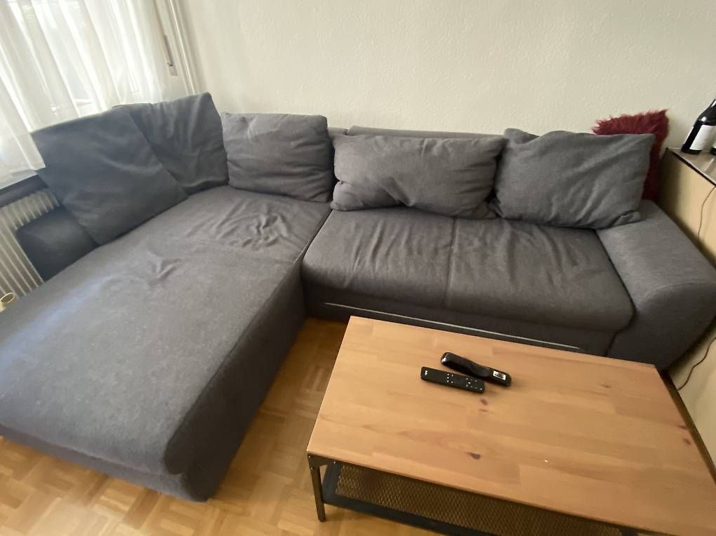 Divani: Sofa grau (ausziehbar) – Usato da Bern venduto da larsinho92 1