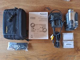 Panasonic Videokamera NV-DS60 gebraucht mit Zubehör