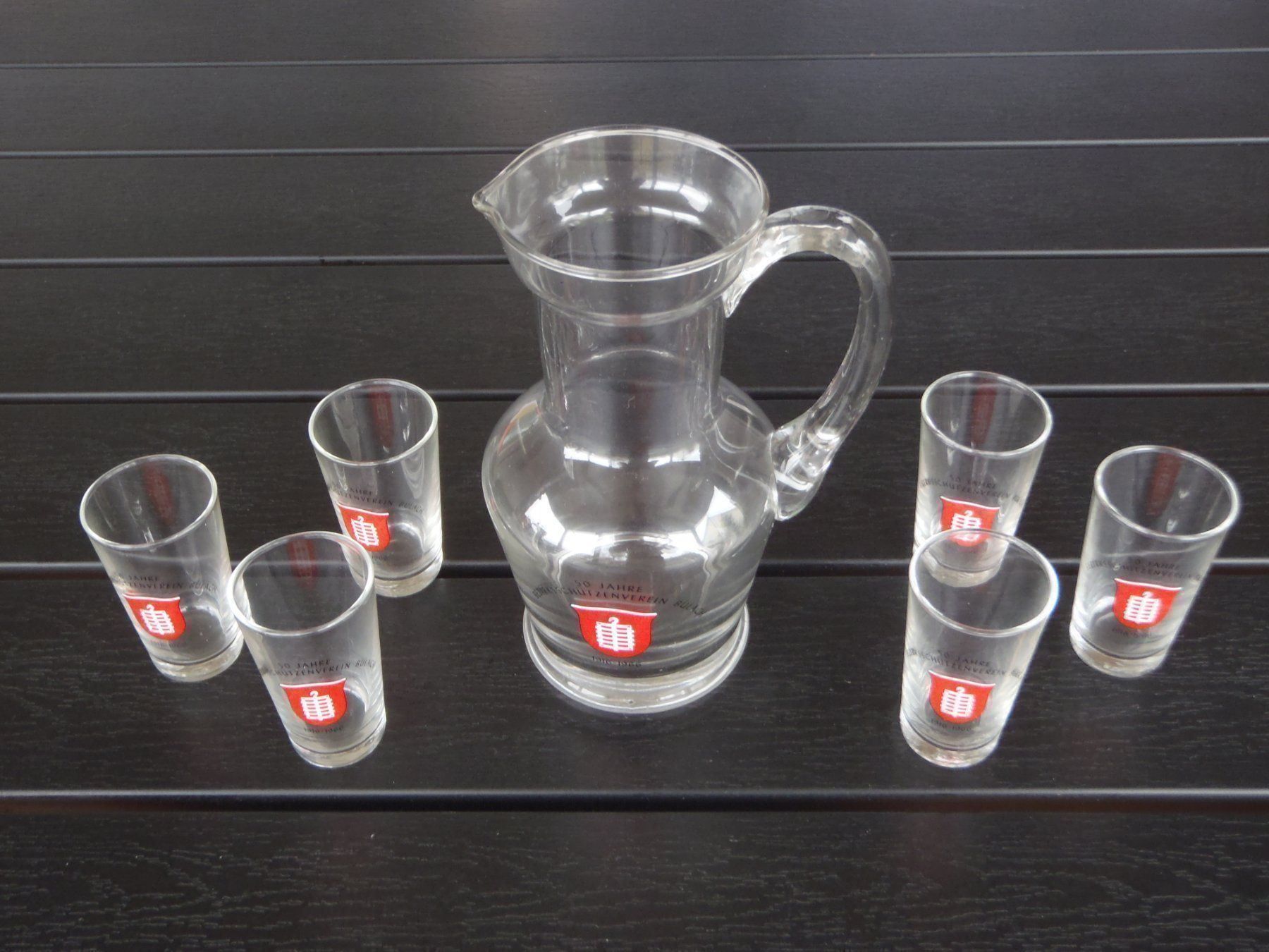 Caraffe: Weinkaraffe "Bülach" mit Gläser ab Fr. 1.-- – Nuovo (secondo la descrizione) da Rafz venduto da stg101