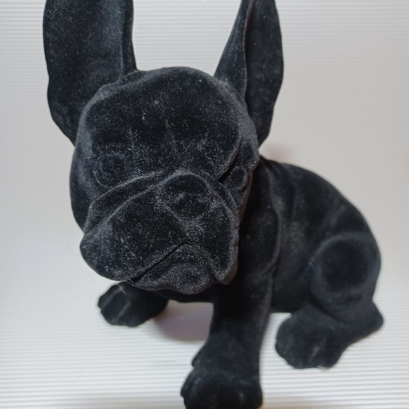 Statuette: MOPS/ Schwarzer Hund aus Samet . – Usato da Zürich venduto da Bellabo 3