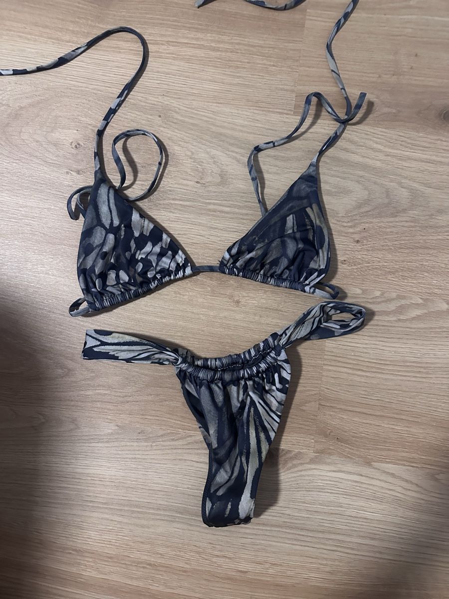 Badekleider & Bikinis: Bikini ensemble  – Neu (gemäss Beschreibung) aus Biel/Bienne von Eri_25px 1